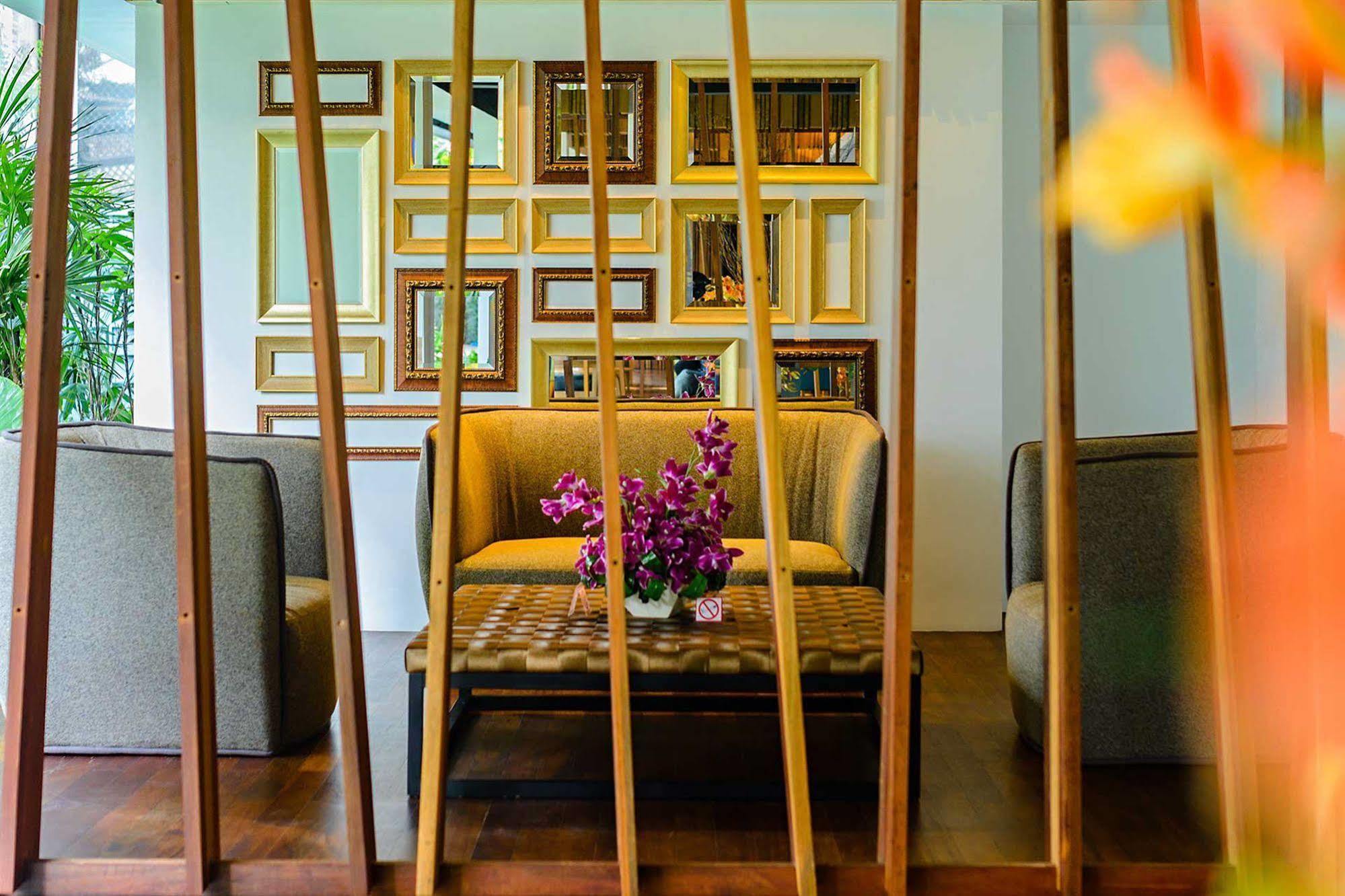 Uma Residence Bangkok Eksteriør billede