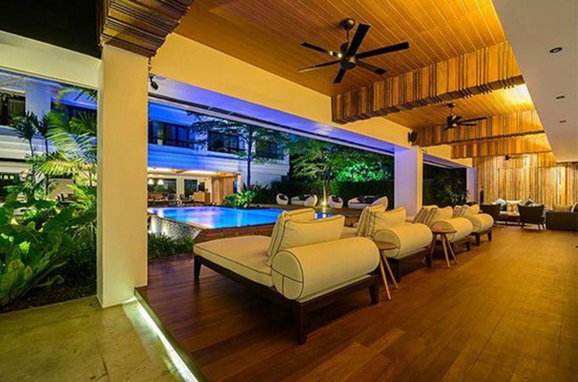 Uma Residence Bangkok Eksteriør billede